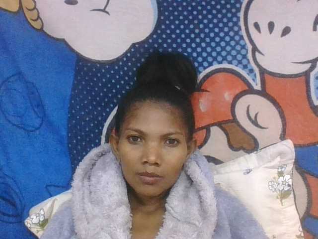 Lyah7a live cam on BongaCams