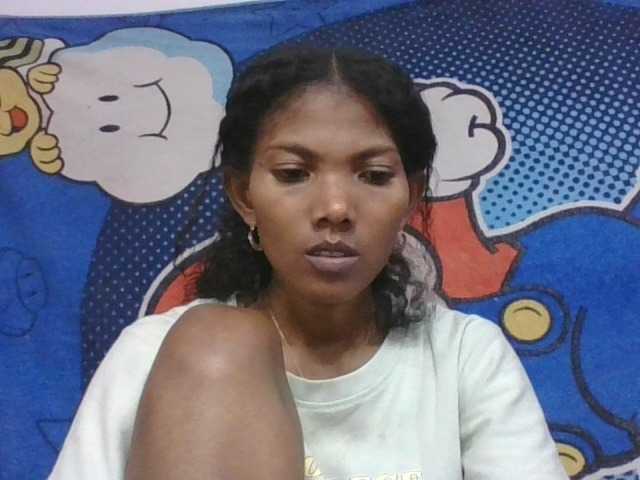 Lyah7a live webcam show