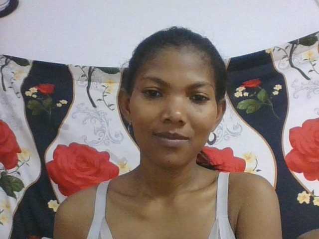 Lyah7a live cam on BongaCams