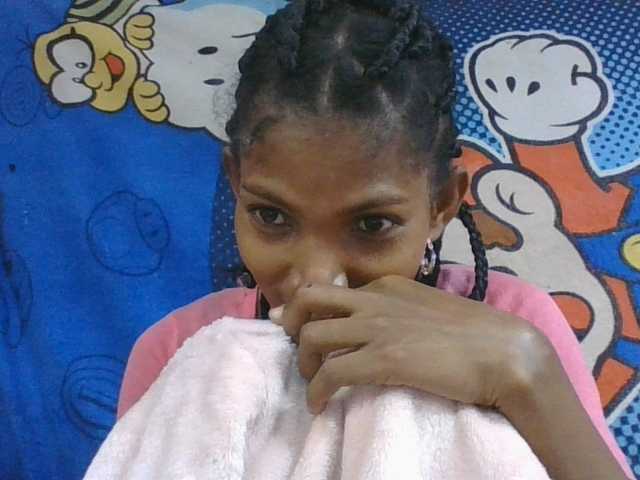 Lyah7a live webcam show