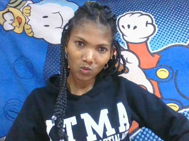 Lyah7a live webcam show