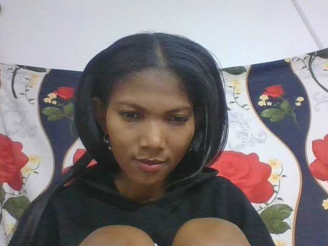 Lyah7a live cam on BongaCams