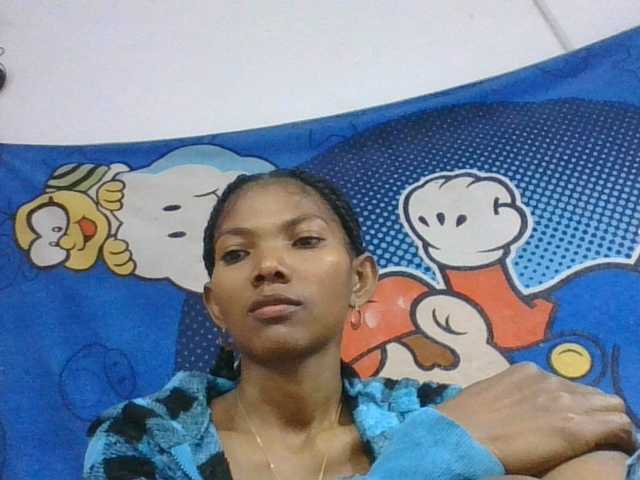 Lyah7a live cam on BongaCams