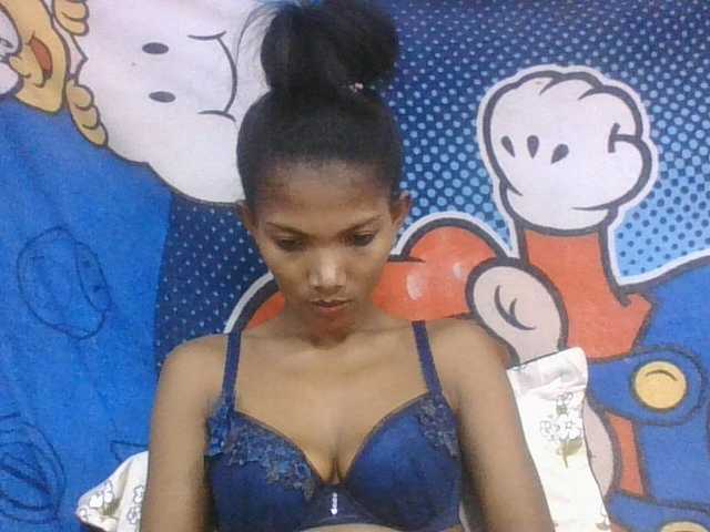 Lyah7a live cam on BongaCams