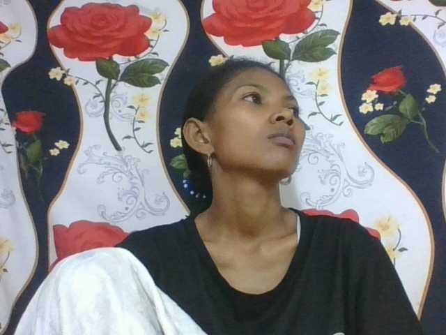 Lyah7a live cam on BongaCams