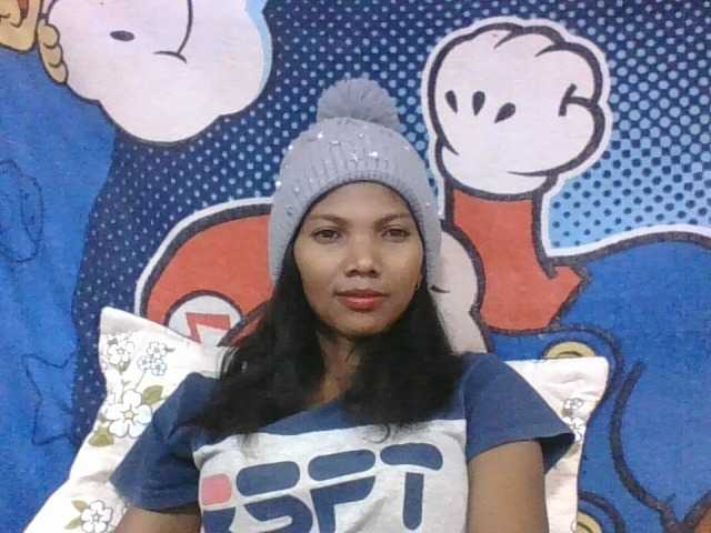 Lyah7a live cam on BongaCams