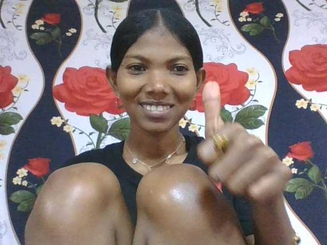 Lyah7a live webcam show