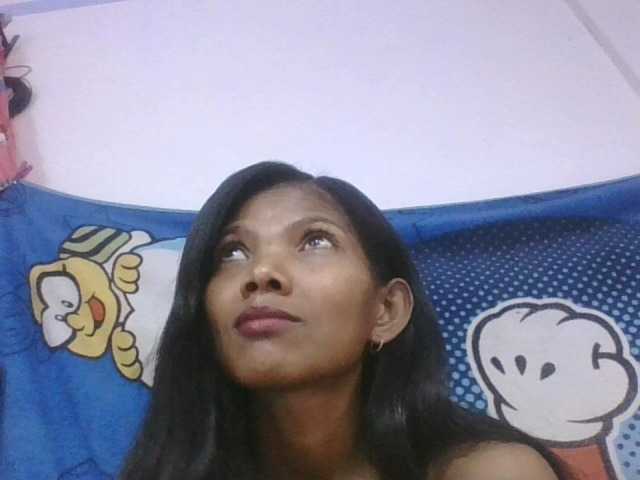 Lyah7a live cam on BongaCams