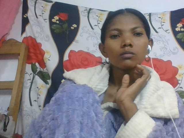 Lyah7a live cam on BongaCams