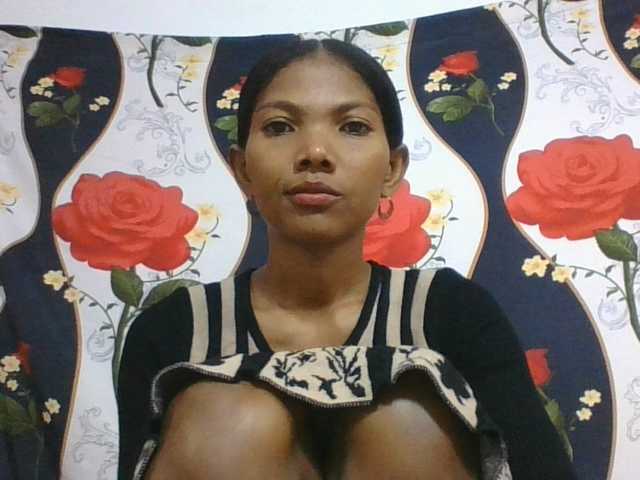 Lyah7a live cam on BongaCams