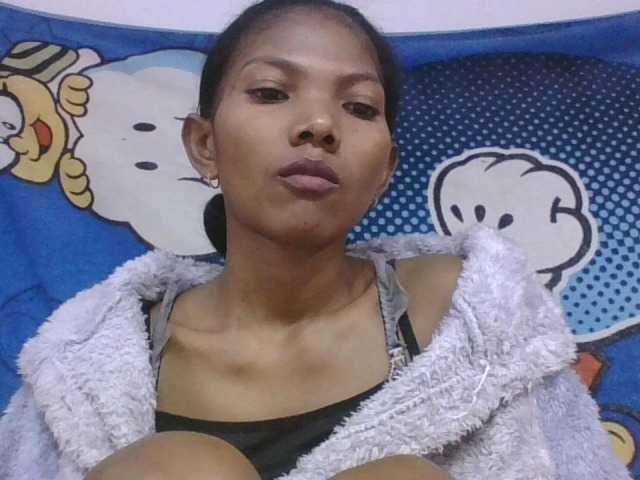 Lyah7a live cam on BongaCams