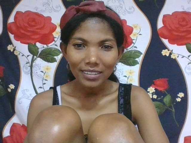 Lyah7a live on BongaCams