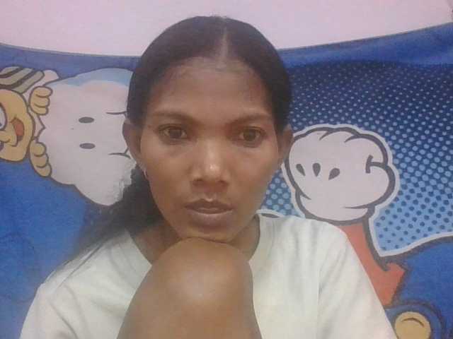 Lyah7a live cam on BongaCams