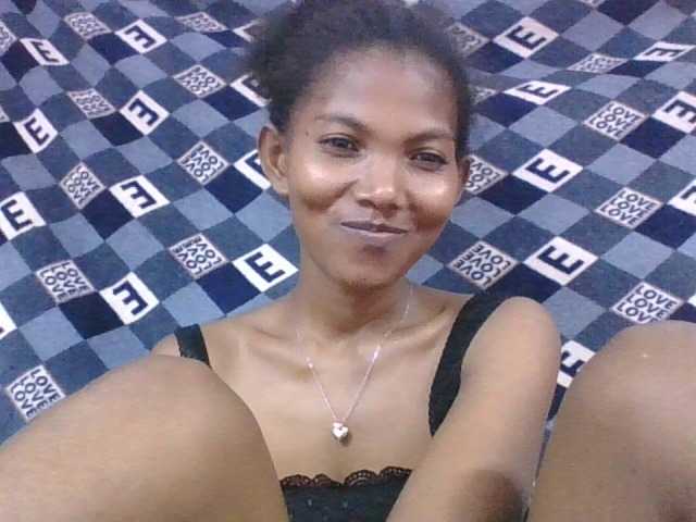 Lyah7a Live Cam on BongaCams