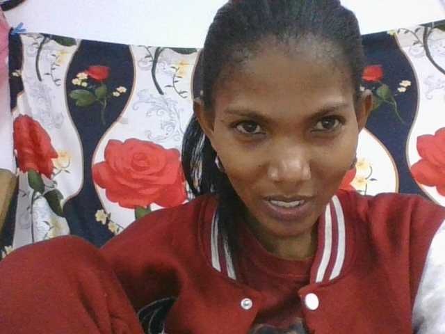 Lyah7a live cam on BongaCams