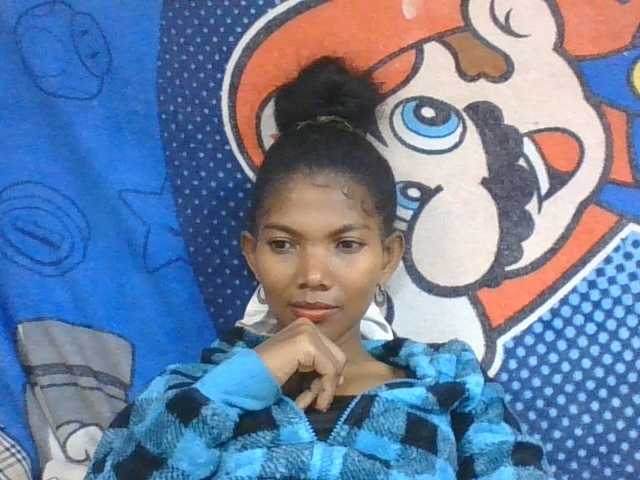Lyah7a live cam on BongaCams