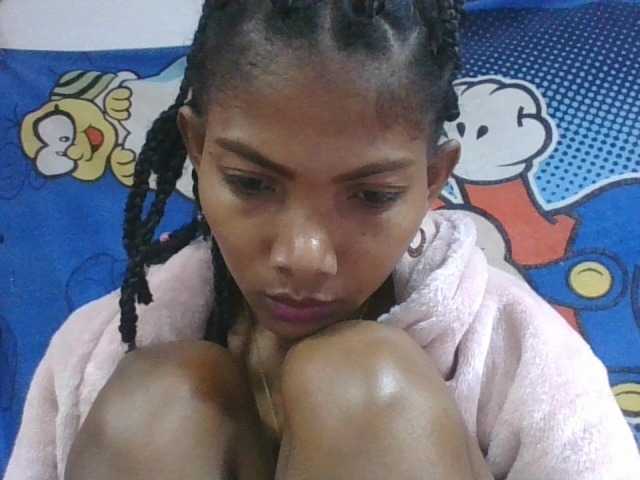 Lyah7a live cam on BongaCams