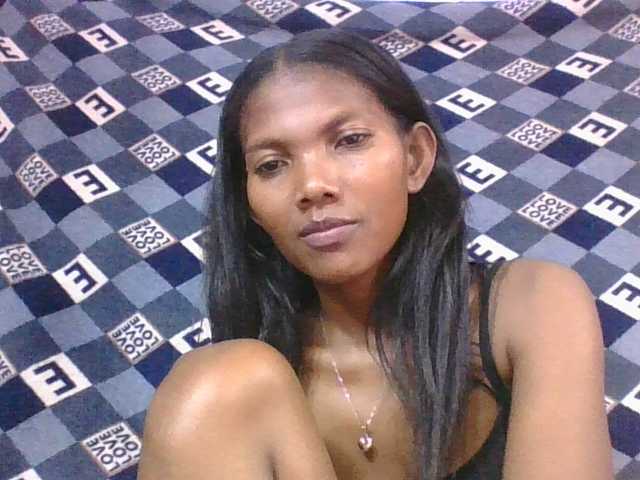 Lyah7a's BongaCams show and profile