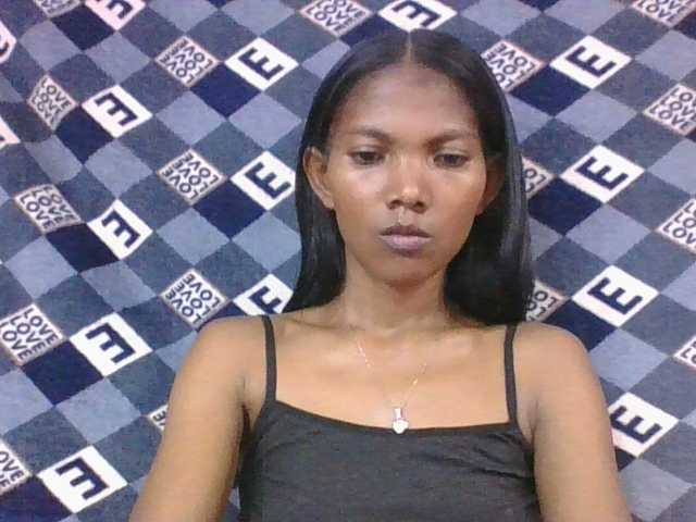 Lyah7a's BongaCams show and profile