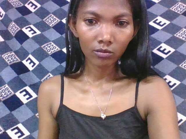 Lyah7a's BongaCams show and profile