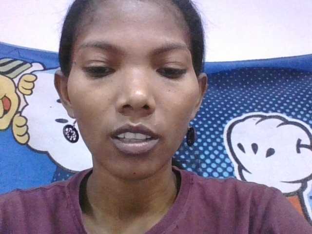 Lyah7a live cam on BongaCams
