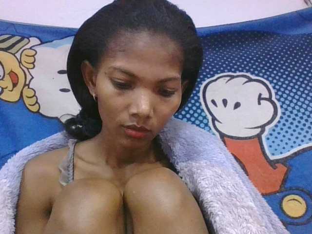 Lyah7a live cam on BongaCams