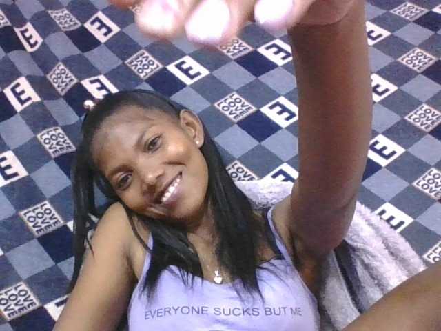 Lyah7a's BongaCams show and profile