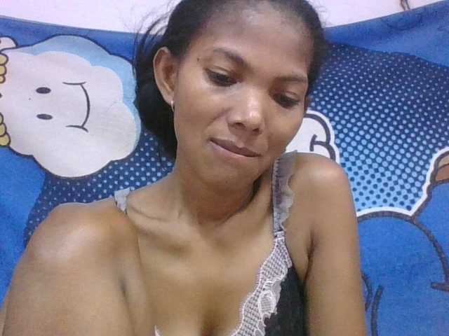 Lyah7a live cam on BongaCams
