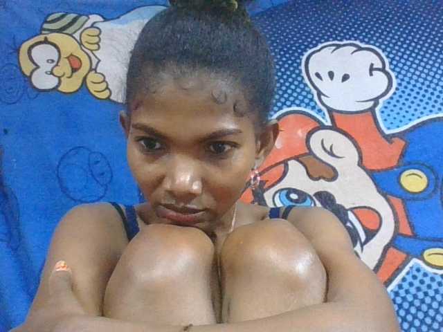 Lyah7a live cam on BongaCams