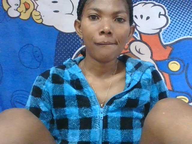 Lyah7a live cam on BongaCams