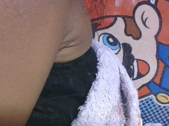 Lyah7a live cam on BongaCams