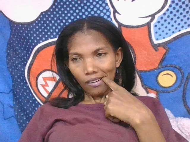 Lyah7a live cam on BongaCams