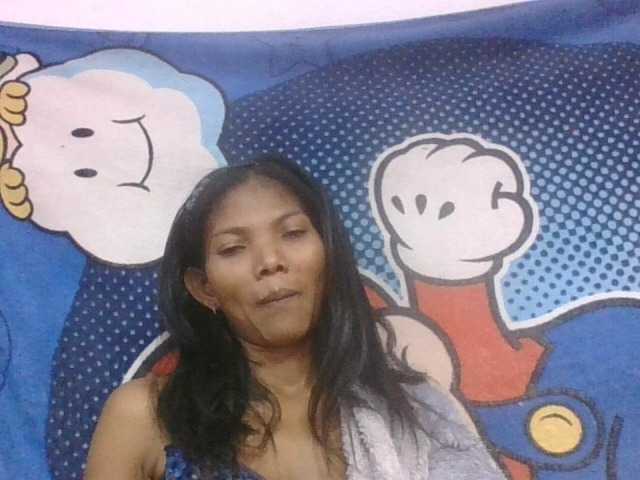 Lyah7a live cam on BongaCams