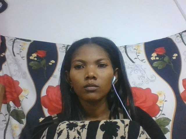 Lyah7a live cam on BongaCams