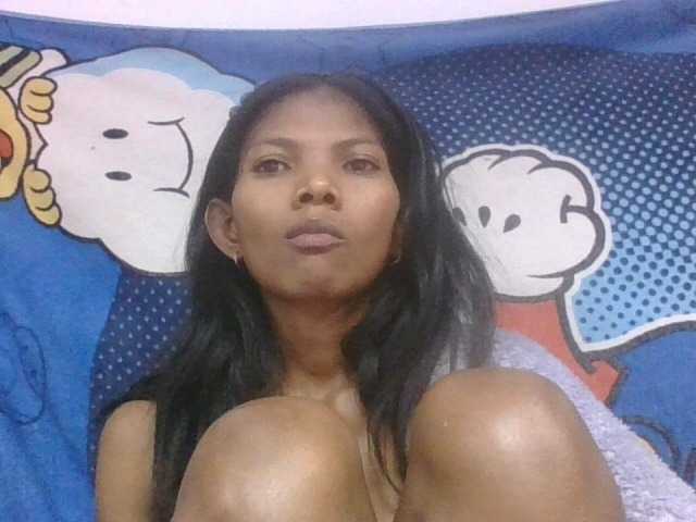 Lyah7a live cam on BongaCams