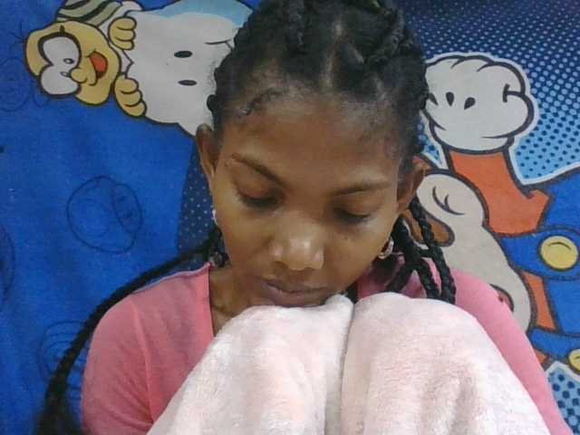 Lyah7a live webcam show