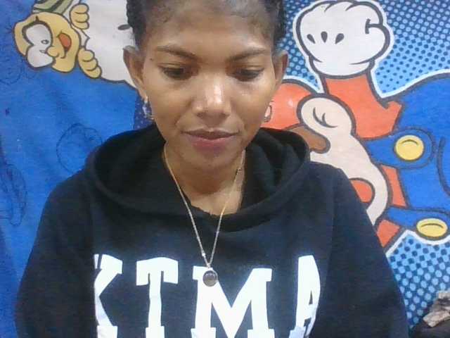 Lyah7a live cam on BongaCams