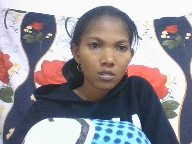 Lyah7a live cam on BongaCams