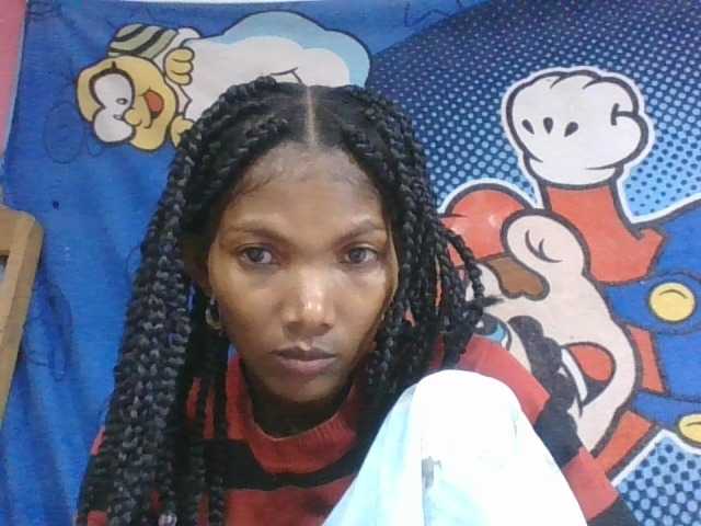 Lyah7a live cam on BongaCams