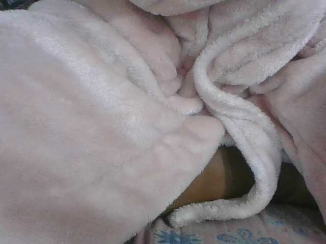 Lyah7a live cam on BongaCams