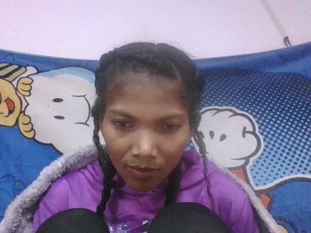 Lyah7a live cam on BongaCams