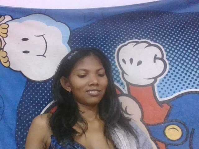 Lyah7a live cam on BongaCams