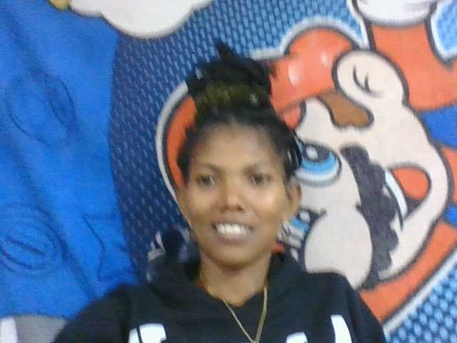 Lyah7a live webcam show