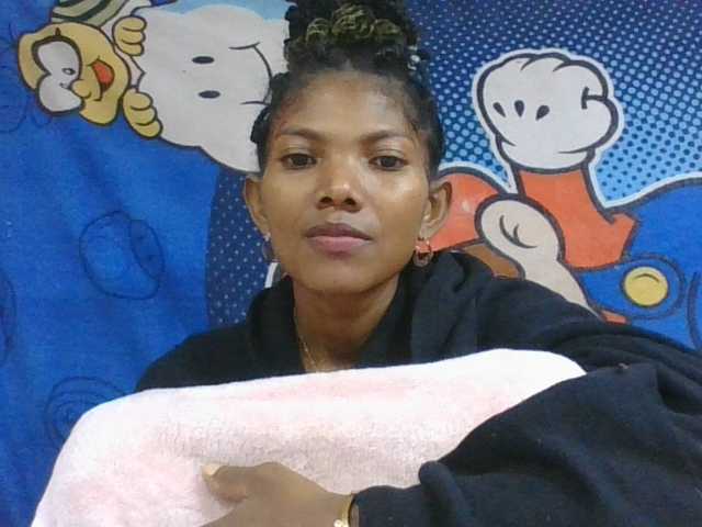 Lyah7a live webcam show