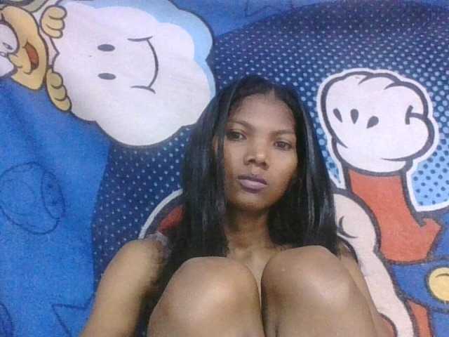Sex chat gratuit in direct cu Lyah7a pe BongaCams