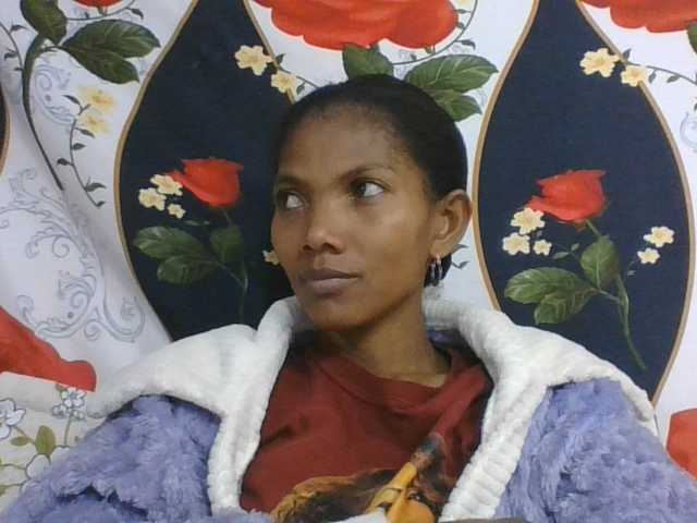 Lyah7a live cam on BongaCams