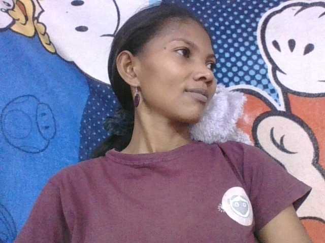 Lyah7a live cam on BongaCams
