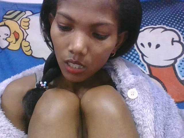 Lyah7a live cam on BongaCams
