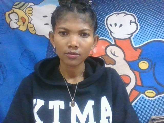 Lyah7a live cam on BongaCams