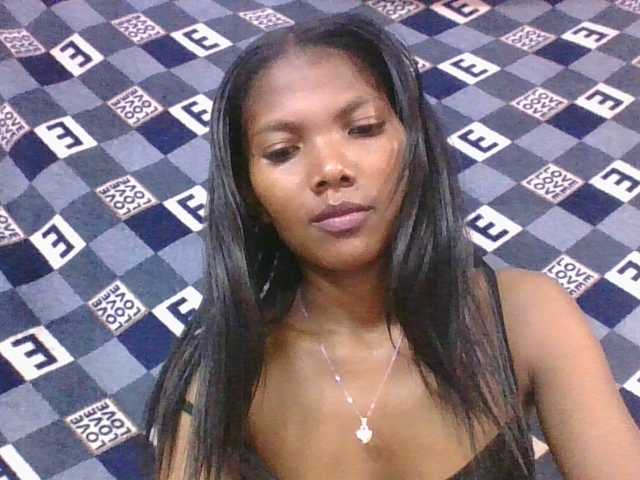 Lyah7a's BongaCams show and profile